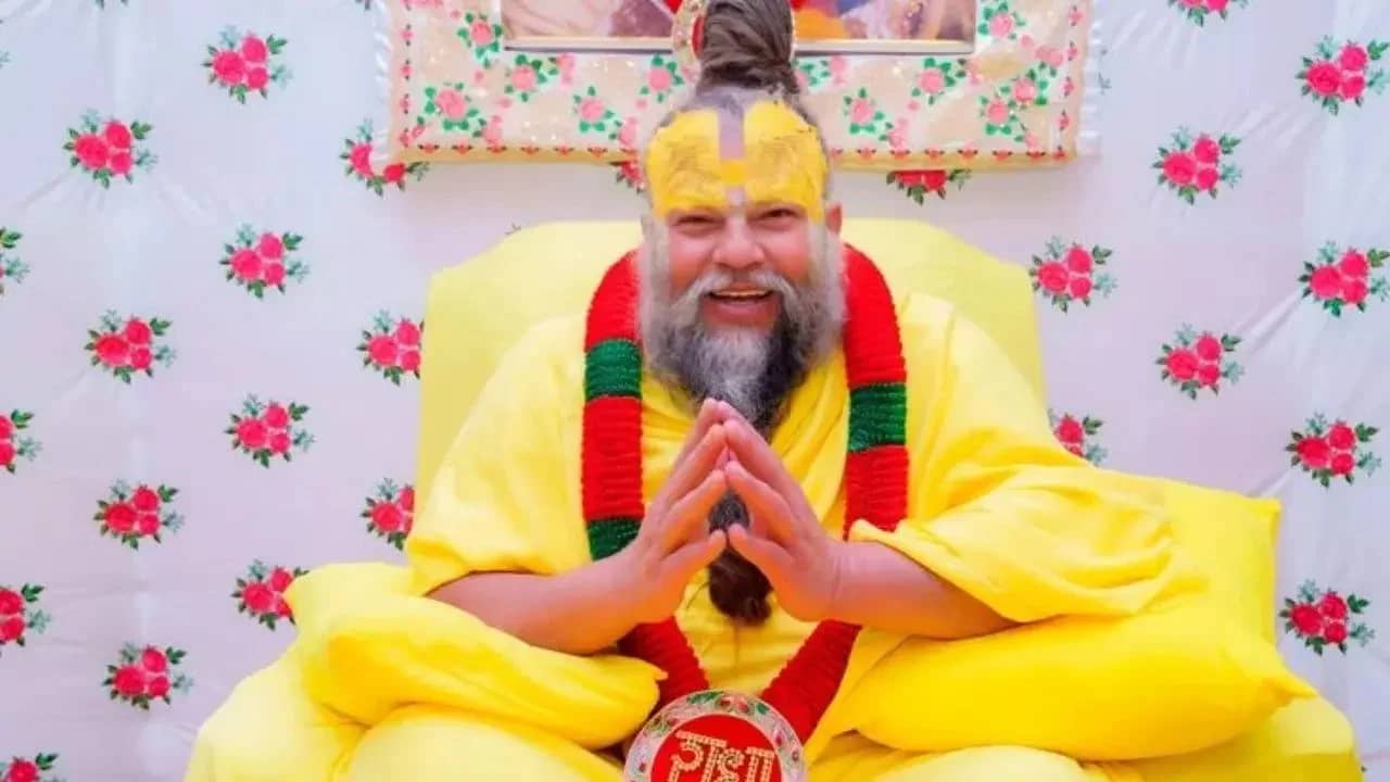 1 Day Premanand Maharaj Ji Darshan from Agra